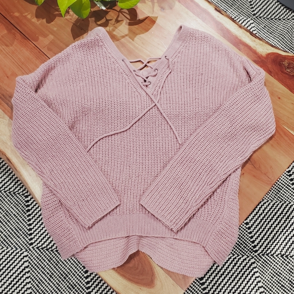 Seven Sisters- Cable Knit Strappy Front V Neck High Low Knit Sweater